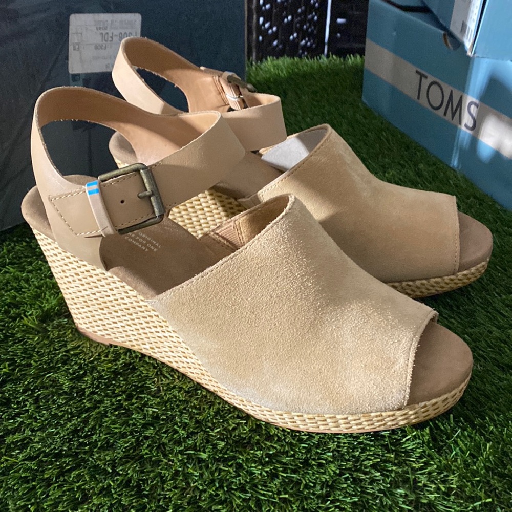 Womens toms wedges size 11